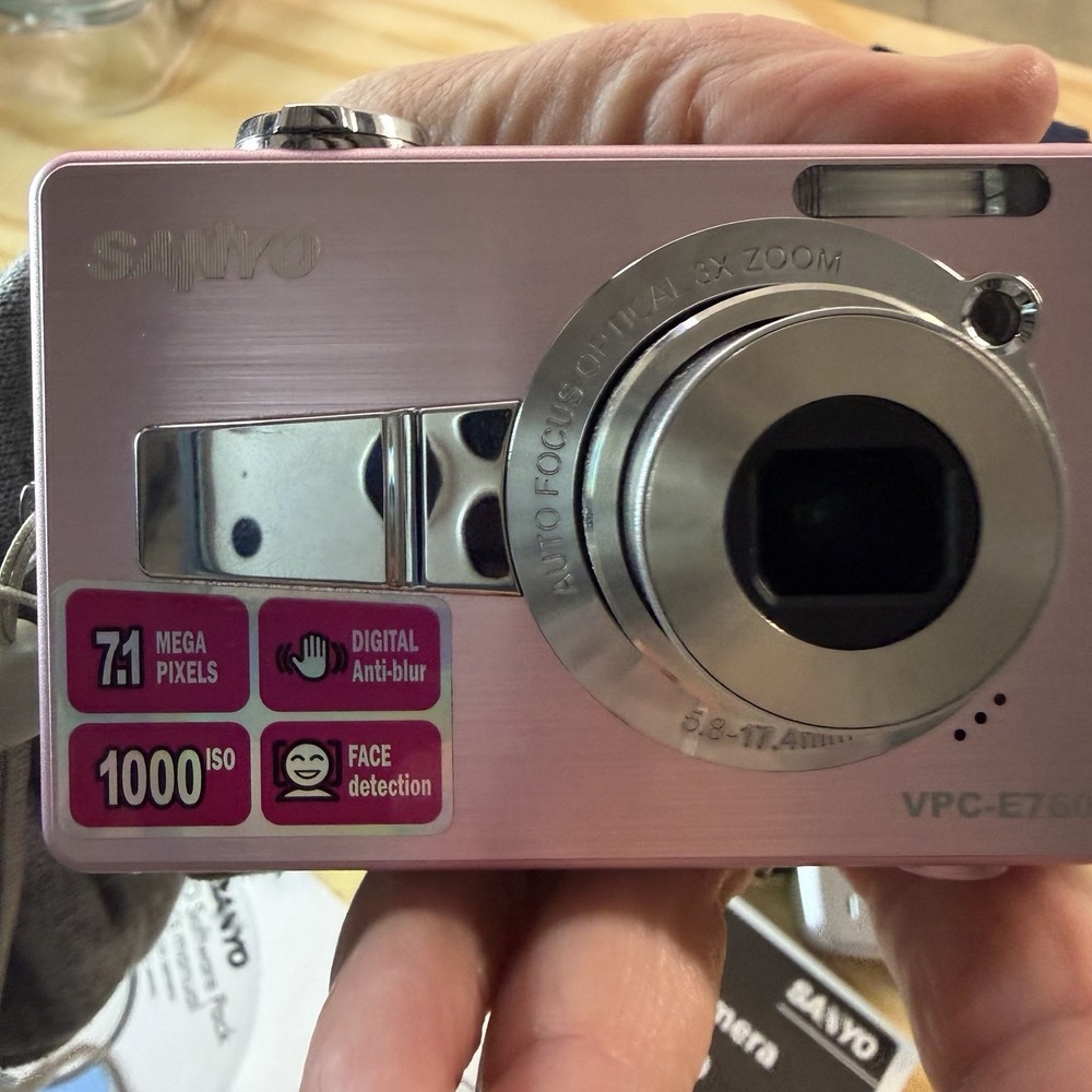 Sanyo VPC-E760 7.1MP Digital Camera Pink CCD Complete In Box Tested - Picture 11 of 11